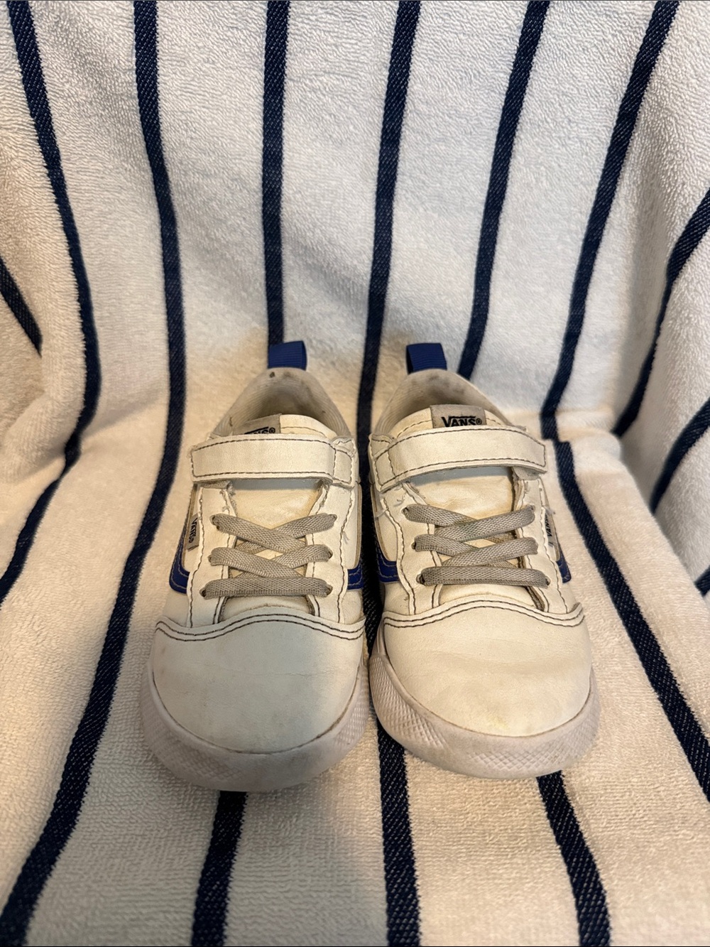 Vans Kids White Sneakers with Blue Side Stripe - Picture 2 of 3